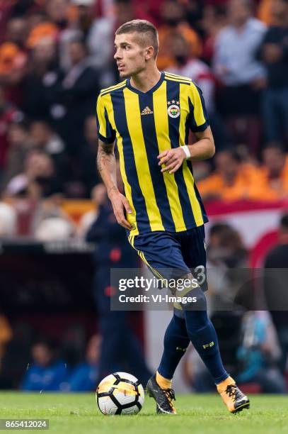 Roman Neustadter of Fenerbahce SK during the Turkish Spor Toto Super Lig football match between Galatasaray SK and Fenerbahce AS on October 22, 2017...