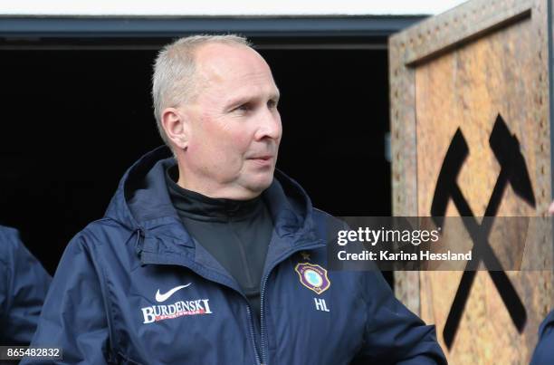 President Helge Leonhardt of Aue during the Second Bundesliga match between FC Erzgebirge Aue and SSV Jahn Regensburg at Sparkassen-Erzgebirgsstadion...