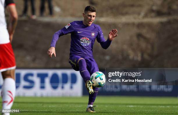 Mario Kvesic of Aue during the Second Bundesliga match between FC Erzgebirge Aue and SSV Jahn Regensburg at Sparkassen-Erzgebirgsstadion on October...