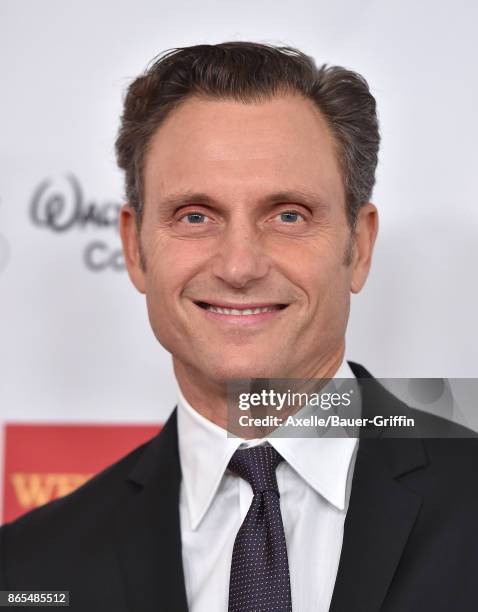 Actor Tony Goldwyn arrives at the 2017 GLSEN Respect Awards at the Beverly Wilshire Four Seasons Hotel on October 20, 2017 in Beverly Hills,...