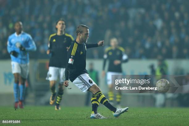 Daniel Sundgren of AIK during the allsvenskan match between Malmo FF and AIK at Swedbank Stadion on October 23, 2017 in Malmo, Sweden.