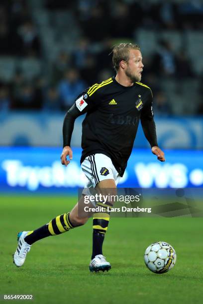 Daniel Sundgren of AIK during the allsvenskan match between Malmo FF and AIK at Swedbank Stadion on October 23, 2017 in Malmo, Sweden.