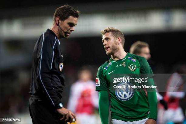 Stefan Karlsson of Jonkopings Sodra reacts during the Allsvenskan match between Jonkopings Sodra IF and Kalmar FF at Stadsparksvallen on October 23,...