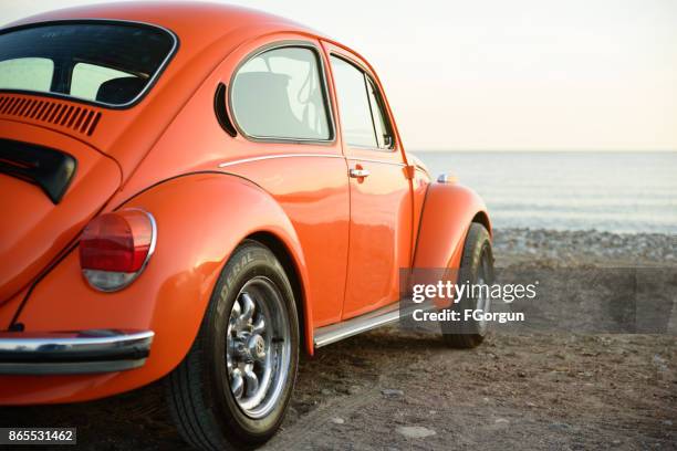 volkswagen kever - beetle stockfoto's en -beelden