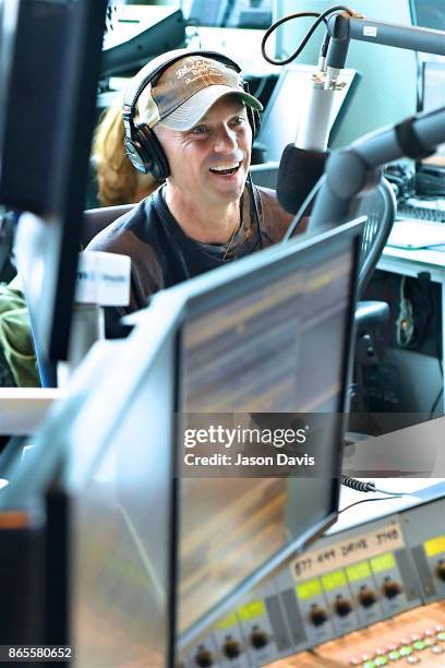 Recording Artist Kenny Chesney visits SiriusXM Host Storme Warren at SiriusXM Studios on October 23, 2017 in Nashville, Tennessee.