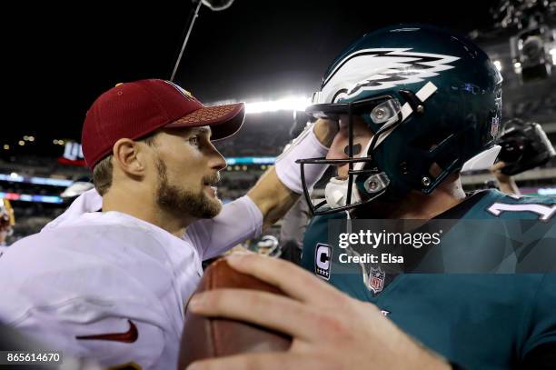 Kirk Cousins of the Washington Redskins congratulates Carson Wentz of the Philadelphia Eagles after the game on October 23, 2017 at Lincoln Financial...