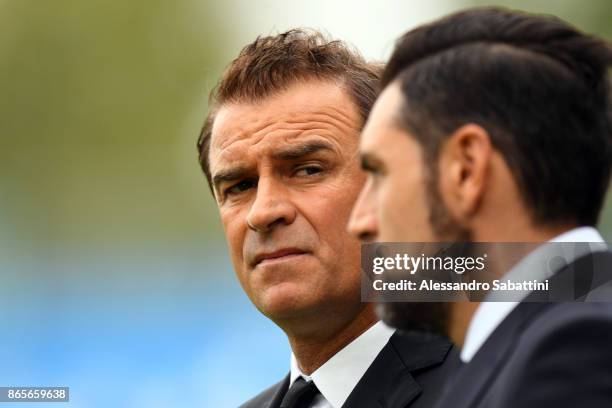 Leonardo Semplici head coach of Spal looks on before the Serie A match betweenSpal and US Sassuolo at Stadio Paolo Mazza on October 22, 2017 in...