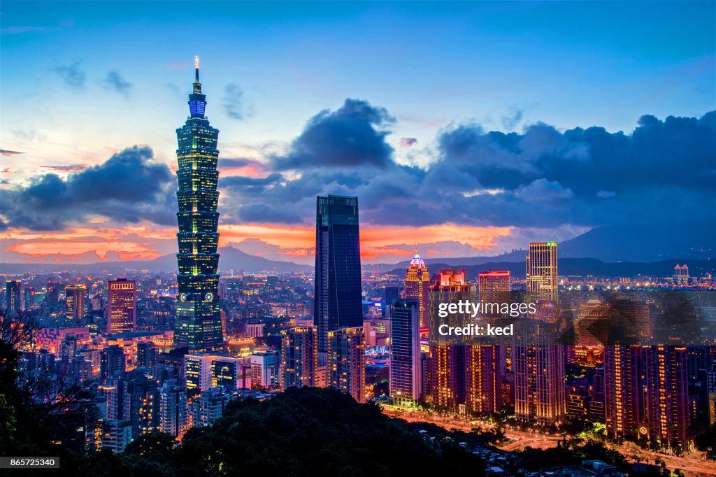 Taipei 101 Scraper