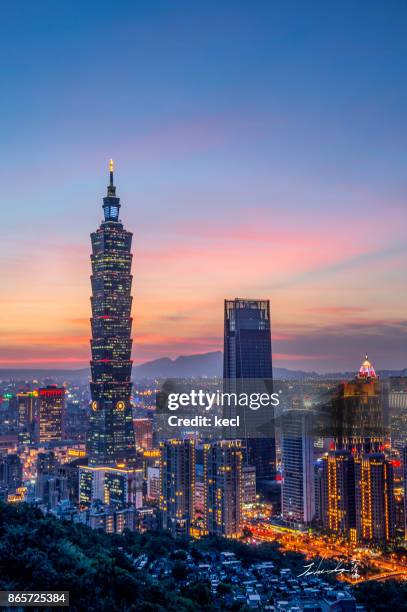 taipei 101 scraper - 台北 個照片及圖片檔