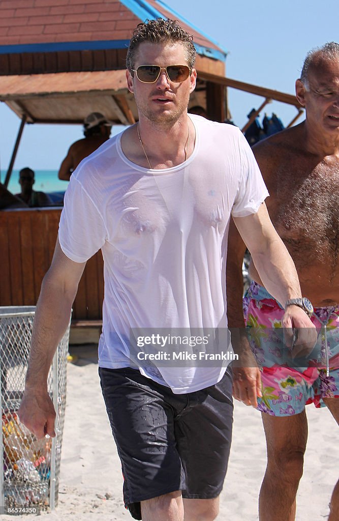 Celebrity Sightings In Miami - May 7, 2009
