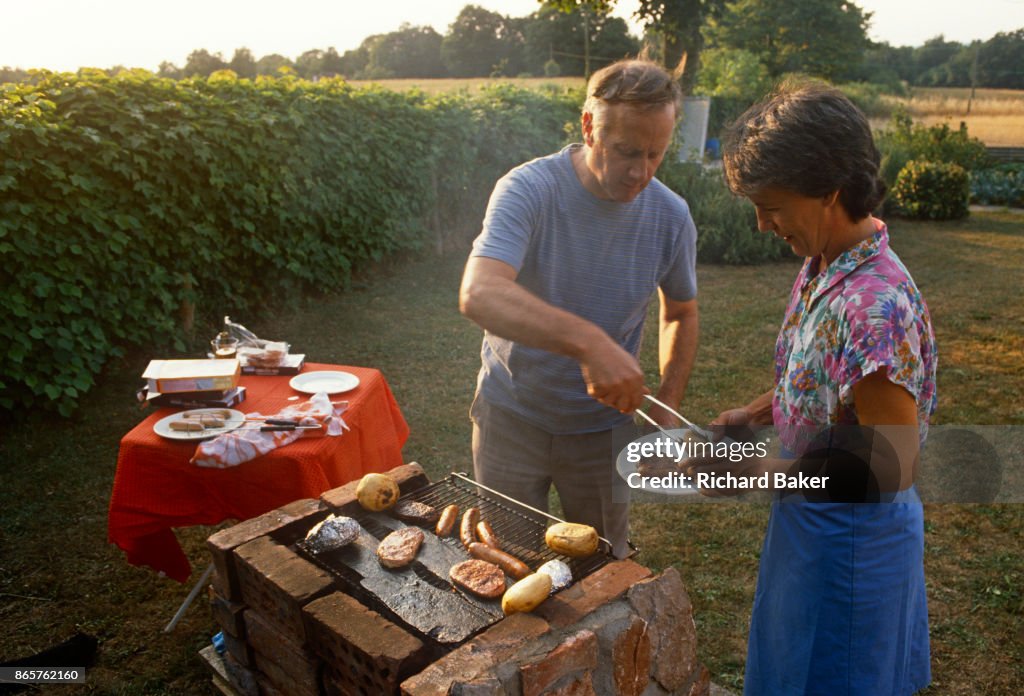 Eighties Husband And Wife BBQ