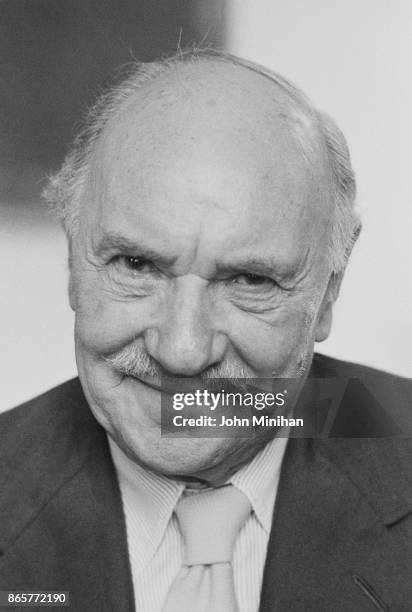 First Englis Actor Ralph 193 Ralph Richardson Acteur Anglais Stock Photos, High-Res Pictures ...