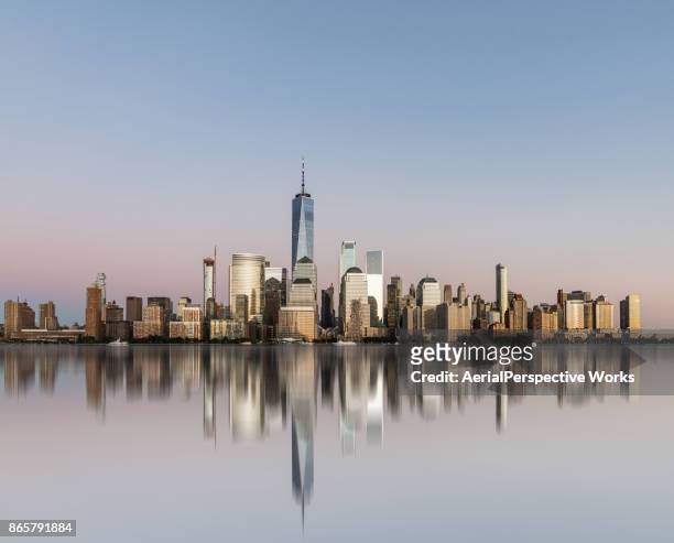 manhattan skyline - one world trade center view stock pictures, royalty-free photos & images