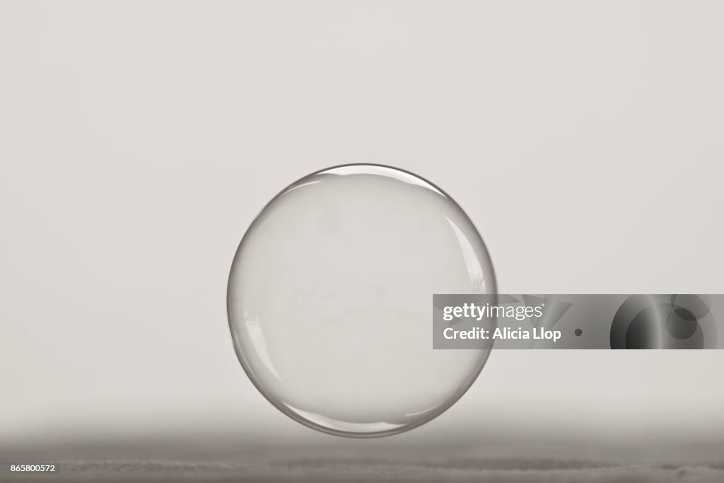 Bubble in black and white