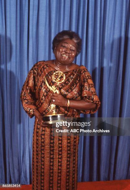 Esther Rolle holding Emmy Award at The 31st Annual Primetime Emmy Awards on September 9, 1979 at the Pasadena Civic Auditorium, California