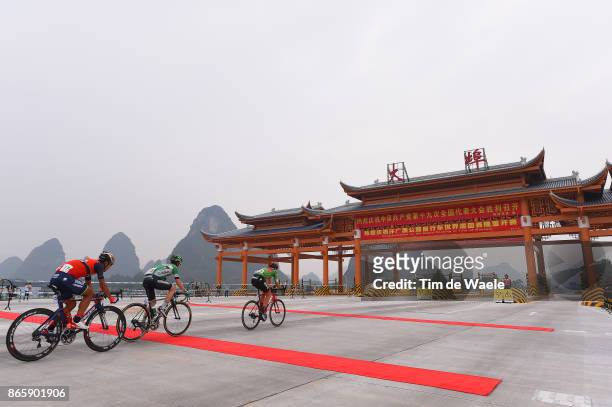 1st Tour of Guangxi 2017 / Stage 6 Daniel OSS Green Mountain Jersey / Meiyin WANG / Jon IRISARRI / Temple / Toll Gate / Landscape / Guilin - Guilin /...