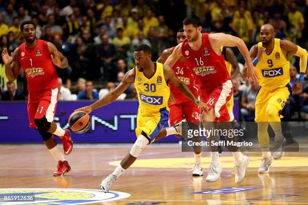 Norris Cole, #30 of Maccabi Fox Tel Aviv in action during the 2017/2018 Turkish Airlines EuroLeague Regular Season Round 3 game between Maccabi Fox...