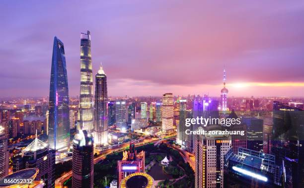 shanghai skyline cityscape at sunset, china - shanghai sunset stock pictures, royalty-free photos & images