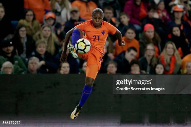 Lineth Beerensteyn of Holland Women during the World Cup Qualifier Women match between Holland v Norway at the Noordlease stadium on October 24, 2017...