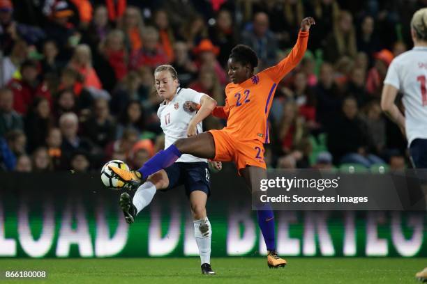 Kristine Minde of Norway Women, Liza van der Most of Holland Women during the World Cup Qualifier Women match between Holland v Norway at the...