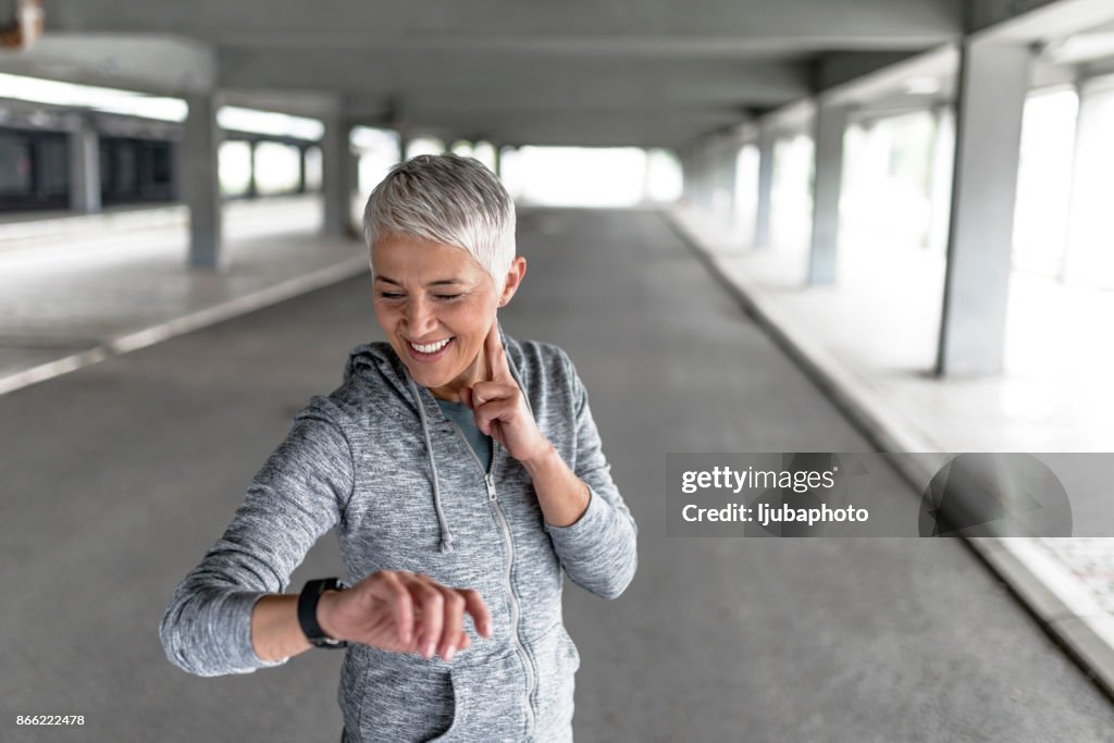 Watching her heart rate
