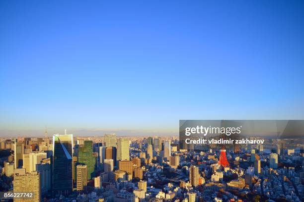 central tokyo skyline at sunset - roppongi ストックフォトと画像