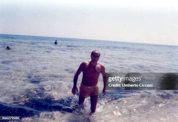 Silvio Berlusconi at the beach in Hammamet in Tunisia in August 1984. He was at the beach with Bettino Craxi and Fedele Confalonieri.