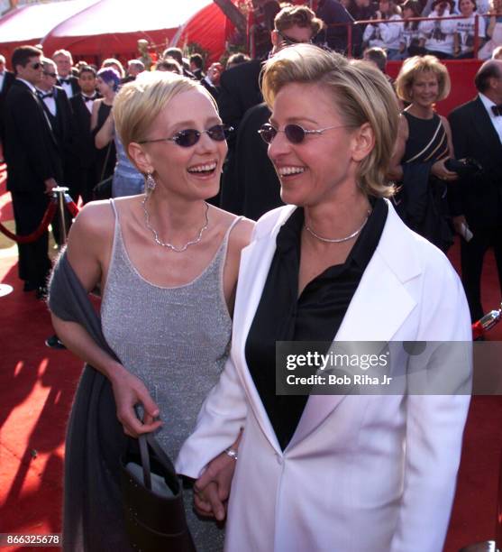 Comedian Ellen DeGeneres and Actor Anne Heche at the 71st Annual Academy Awards, March 21,1999 In Los Angeles, California.