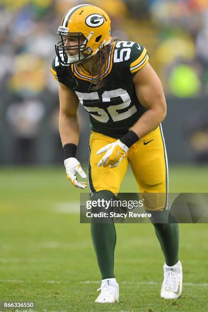 Clay Matthews of the Green Bay Packers anticipates a play during a game against the New Orleans Saints at Lambeau Field on October 22, 2017 in Green...