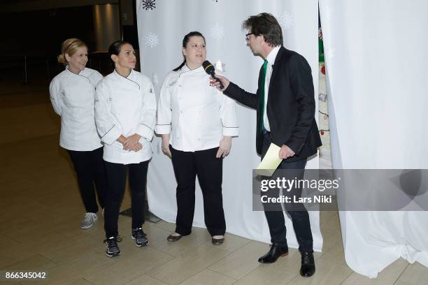 Chefs Kate Sullivan, Elisa Strauss, Penny Stankiewicz and PLJ on air talent Race Taylor attend the unveiling of The Big Apple's Biggest Rice Krispies...