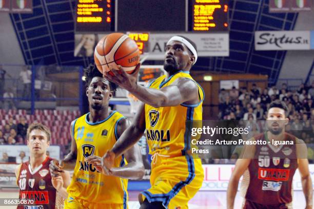 Kelvin Martin and Darius Johnson Odom of Vanoli competes with Andrea De Nicolao and Mitchell Watt of Umana during the LBA LegaBasket of Serie A match...