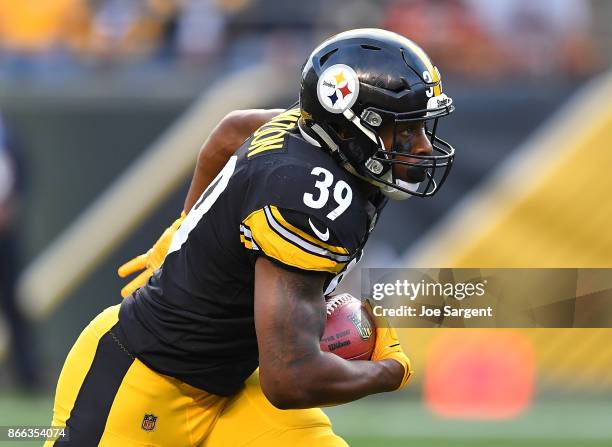 Terrell Watson of the Pittsburgh Steelers in action during the game against the Cincinnati Bengals at Heinz Field on October 22, 2017 in Pittsburgh,...