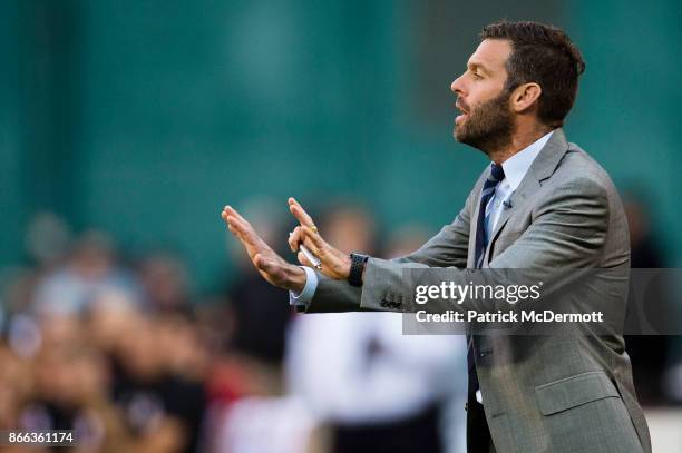 United head coach Ben Olsen gestures from the bench against New York Red Bulls in the first half of the final MLS game at RFK Stadium on October 22,...