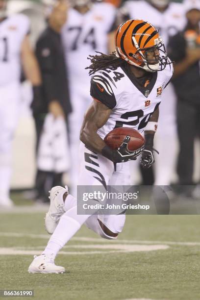 Adam Jones of the Cincinnati Bengals runs the football upfield during the game against the Houston Texans at Paul Brown Stadium on September 14, 2017...