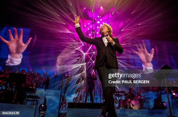 Mick Hucknall of Simply Red performs during a concert in the Ziggo Dome, in Amsterdam, on October 25, 2017. / Netherlands OUT