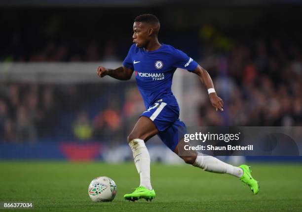 Charly Musonda Jr of Chelsea runs with the ball during the Carabao Cup Fourth Round match between Chelsea and Everton at Stamford Bridge on October...