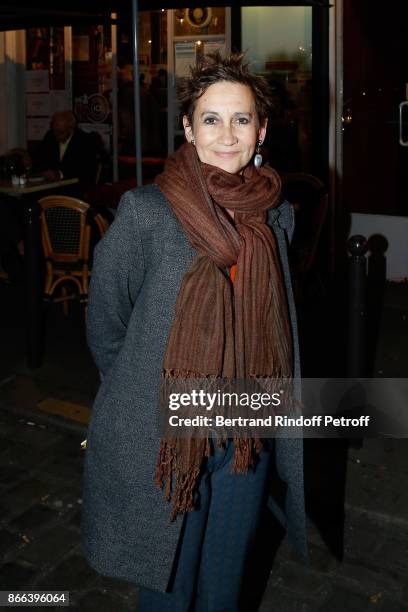 Actress Caroline Loeb attends the "Novecento" 200th Performance at Theatre Montparnasse on October 25, 2017 in Paris, France.