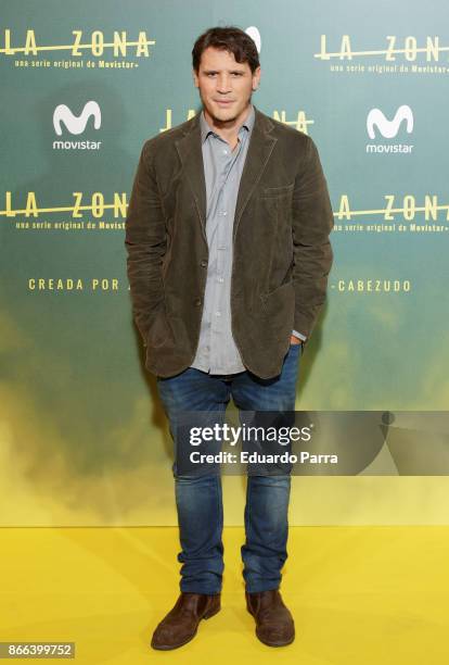 Actor Sergio Peris-Mencheta attends the 'La Zona' premiere at Capitol cinema on October 25, 2017 in Madrid, Spain.