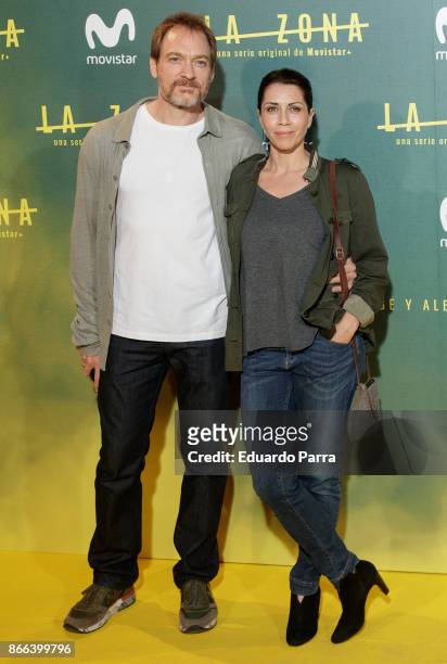 Actress Alicia Borrachero and Ben Temple attend attends the 'La Zona' premiere at Capitol cinema on October 25, 2017 in Madrid, Spain.