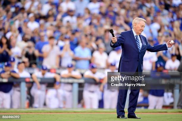 Former Los Angeles Dodgers broadcaster Vin Scully addresses fans before game two of the 2017 World Series between the Houston Astros and the Los...