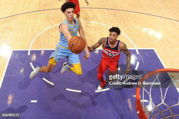 Lonzo Ball of the Los Angeles Lakers drives to the basket against the Washington Wizards on October 25, 2017 at STAPLES Center in Los Angeles,...