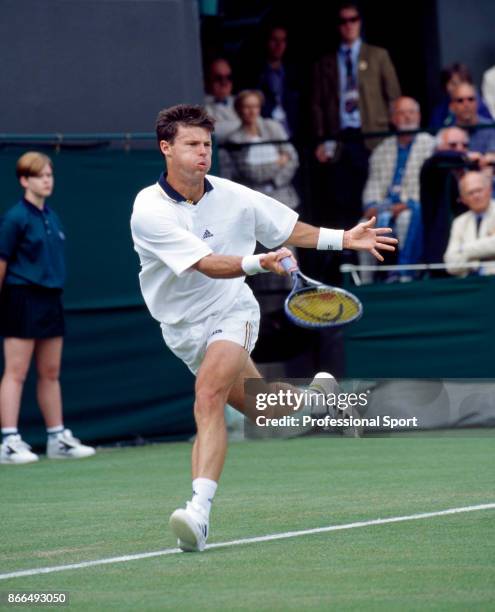 204 Miles Maclagan Photos & High Res Pictures Getty Images