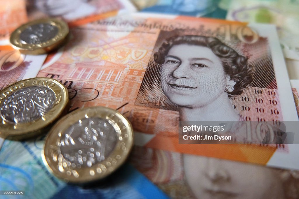 New £10 Note Is Released Into Circulation