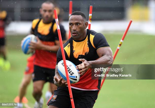 Rod Griffin passes the ball during a PNG Rugby League World Cup media opportunity at the Oil Search National Football Stadium on October 26, 2017 in...