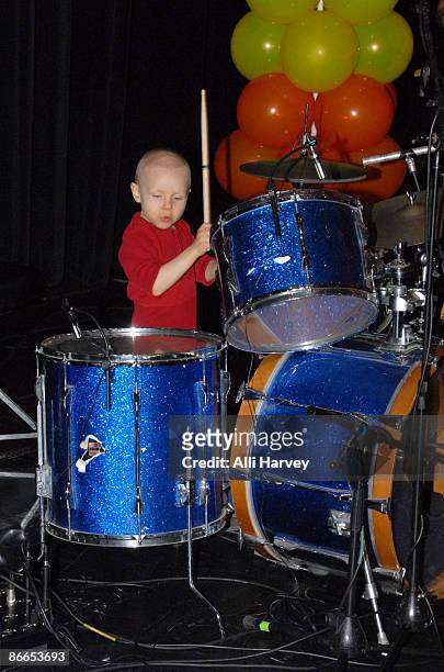 Oscar Sltalmacchia rehearses before the Garden of Dreams Foundation talent show at Radio City Music Hall on May 7, 2009 in New York City.