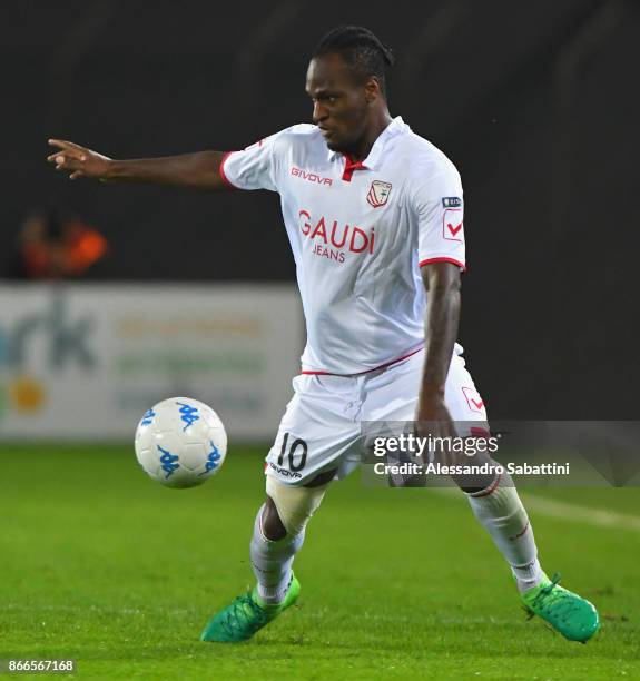 Jerry Mbakogu of FC Carpi in action during the Serie B match between FC Carpi and US Citta di Palermo on October 24, 2017 in Carpi, Italy.