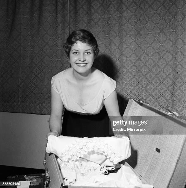 Anne Reed Young Anne Reid Photos and Premium High Res Pictures - Getty Images