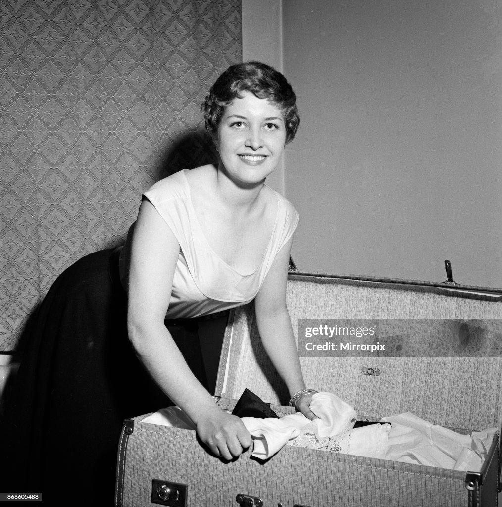 Anne Reed Young 21-year-old actress Anne Reid at home in Kensington packing her bags ...
