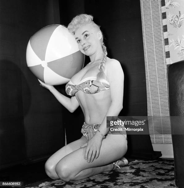 Barbara Windsor, who is helping to welcome in the New Year on the Jack Jackson Show on ITV, 29th December 1958.