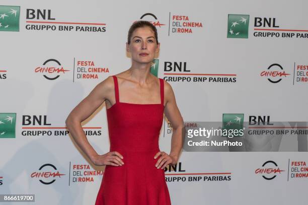 British actress Rosamund Pike attends photocall of Hostiles at Rome Cine Fest, Roma, Italy on 26 October 2017.
